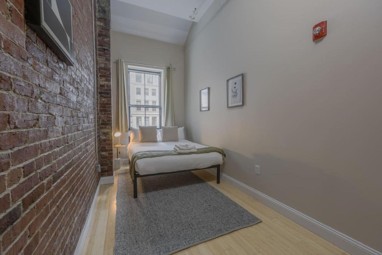Appartamento Stylish Exposed Brick 3 Bedroom *